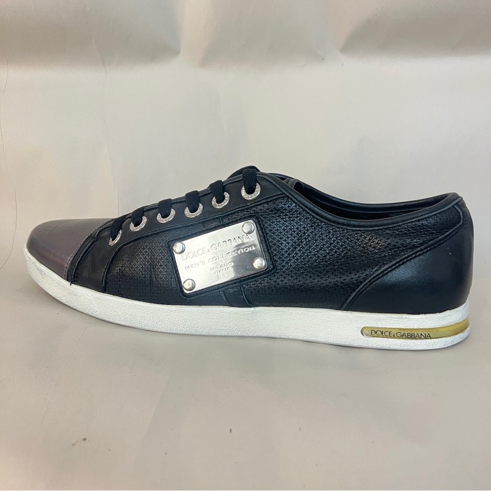 Dolce & Gabbana men black leather sneakers